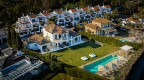 VACATION MARBELLA I Villa Milka, Frontline Golf, Giant Private Heated Pool, Close to High-end Restaurants, 8min Puerto Banus, Cine Room